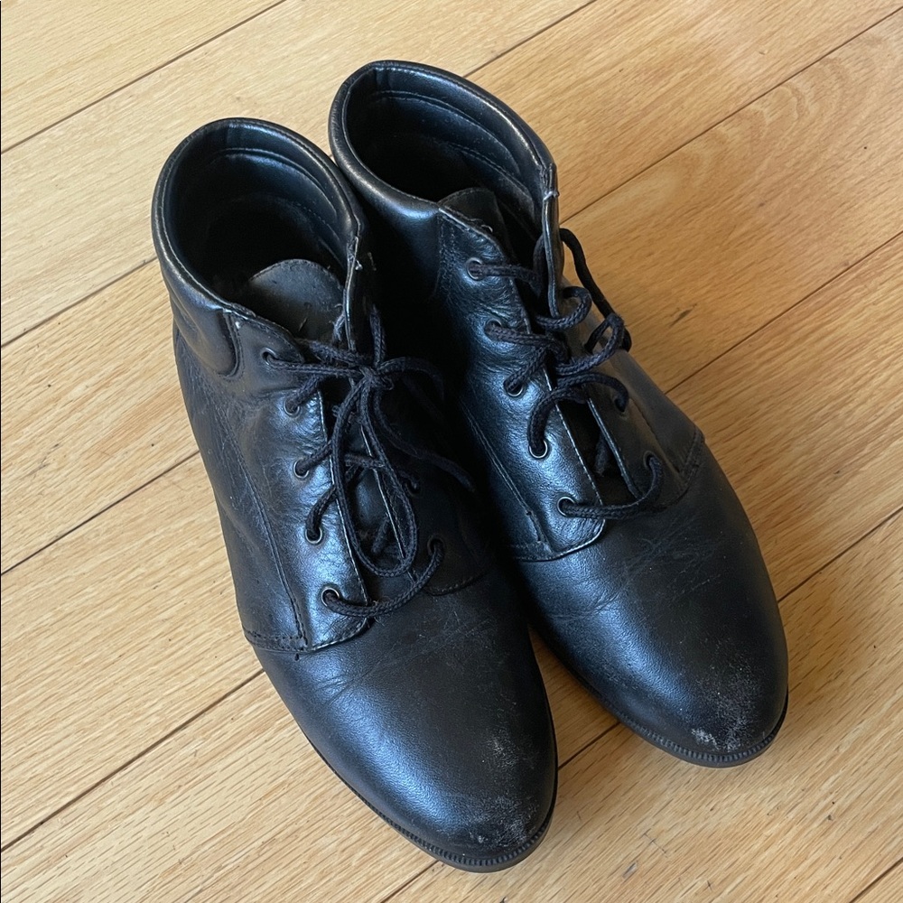 Vintage Black Leather Lace-Up Booties by Feather Lite Sport